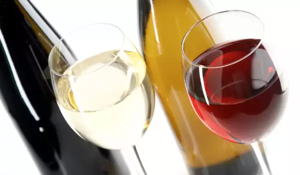 Vin alb și vin roșu