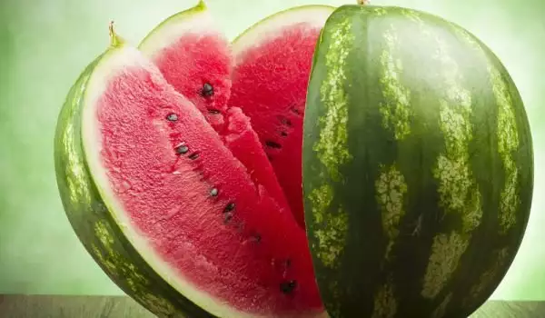 Pepenele verde balonează stomacul