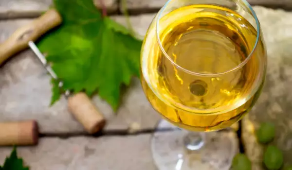 Pahar de vin alb Pinot Blanc