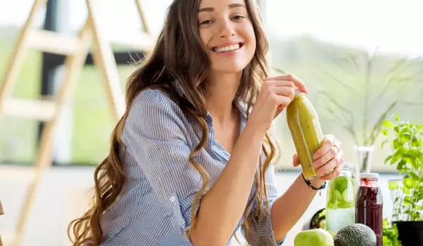 Smoothie-uri verzi