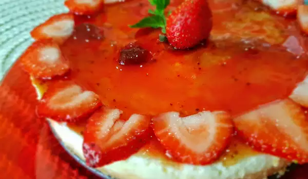 Cheesecake de căpșuni, fără coacere