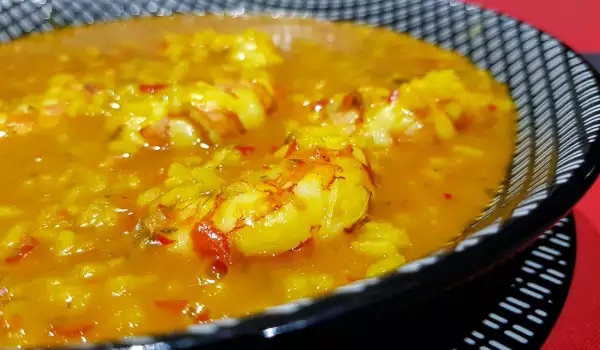 Tocană mediteraneană de orez și creveți (Arroz caldoso)