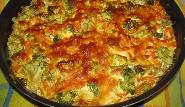Caserolă cu broccoli brânză și cașcaval