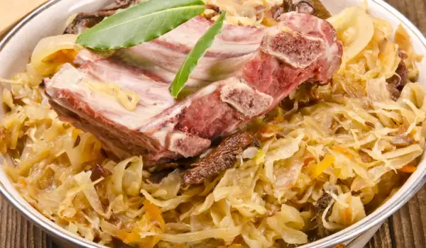 Varză cu carne de porc
