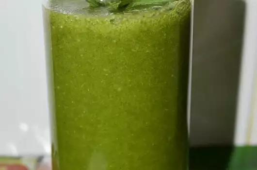 Băutură verde de detoxifiere