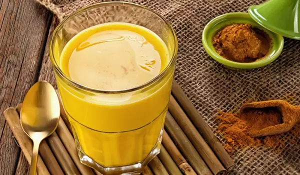 Lapte de aur în loc de cafea