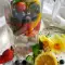 Băutură detoxifiantă cu fructe