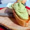Pate de avocado cu cremă de brânză