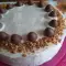 Tort minunat de morcovi cu crocant de nuci