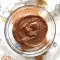 Mousse de avocado cu bucăți de ciocolată
