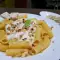 Rigatoni Roquefort cu nuci