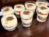 Tort de biscuiți cu cremă bavareză, în cupe