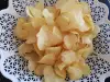 Chipsuri de cartofi la friteuza cu aer cald