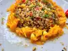 Salată caldă cu quinoa și morcovi