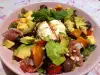 Salată Burrata cu spanac și prosciutto