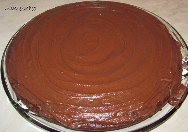 Prăjitură cu cacao rapid și ușor de preparat