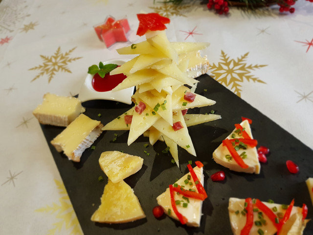 Platou cu brânzeturi pentru Revelion