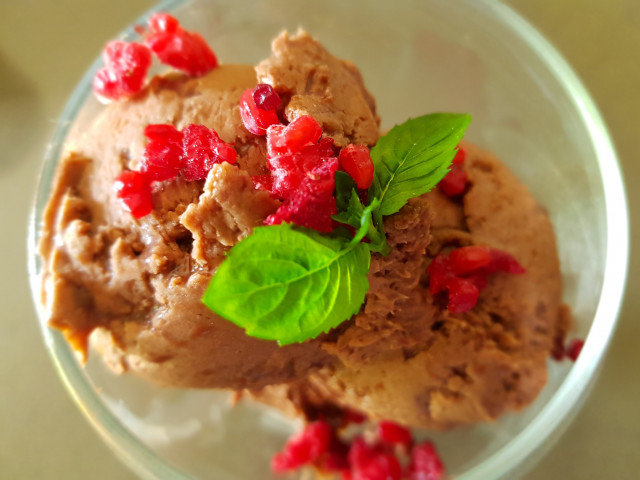 Înghețată de ciocolată cu mascarpone
