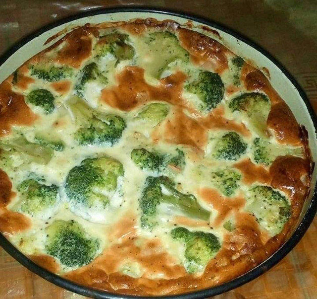 Caserolă cu broccoli