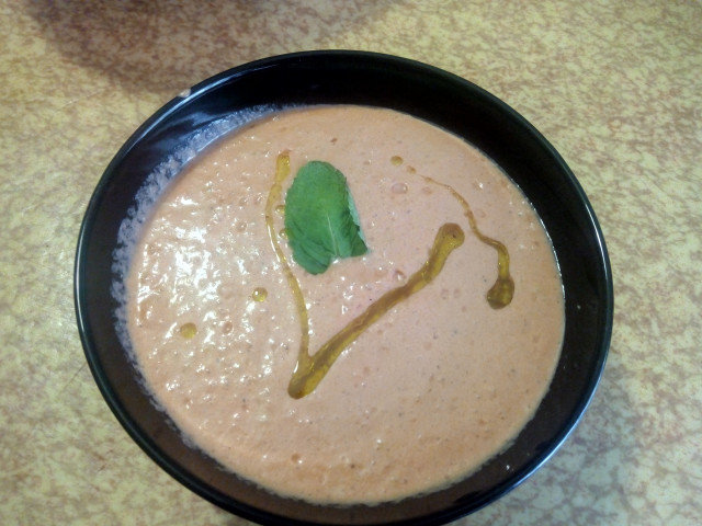 Supă rece de roșii, grecească