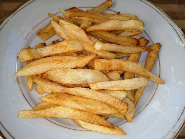 Cartofii prăjiți perfecți la friteuza cu aer
