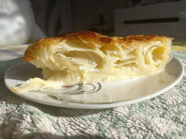 Plăcintă din foi de plăcintă și brânză